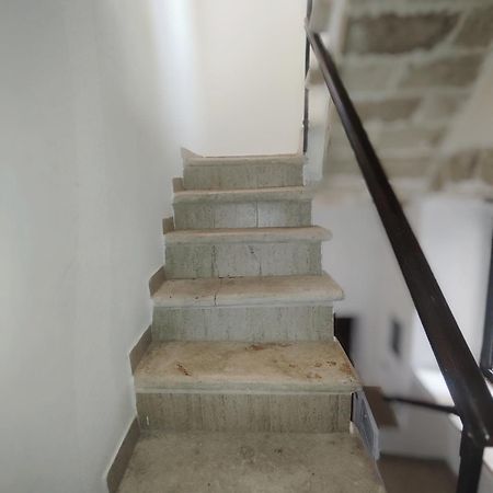 ジョヴィナッツォ Nel Borgo Anticoヴィラ エクステリア 写真